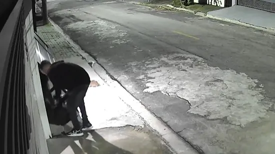 Moradores do Vista Verde, em São José, relatam insegurança após série de invasões e furtos durante o Carnaval Moradores do Vista Verde, em São José, relatam insegurança após série de invasões e furtos durante o Carnaval