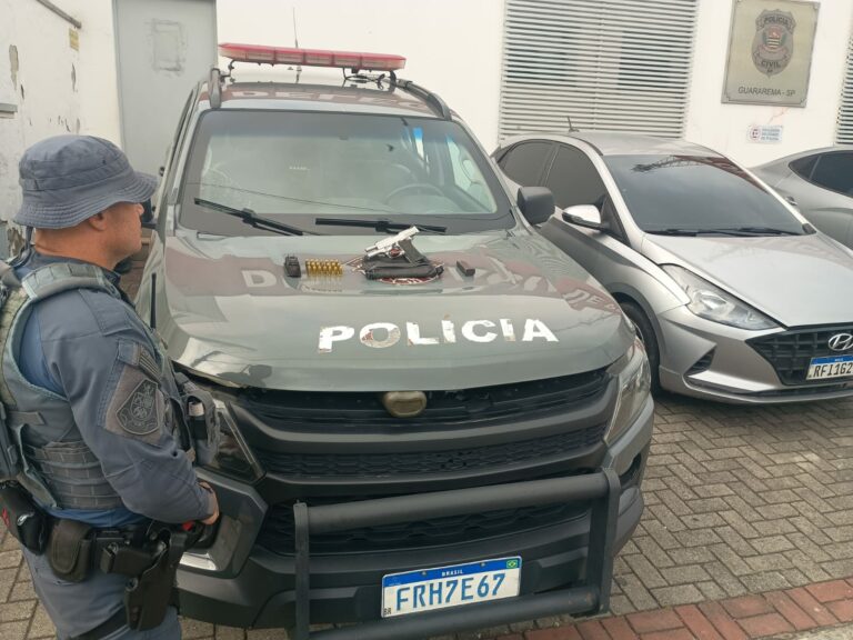 BAEP prende criminosos e recupera pistola após roubo a residência em Guararema