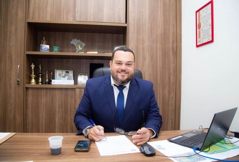 Lincoln se manifesta pela primeira vez após acusação de rachadinha e afirma “trama orquestrada”