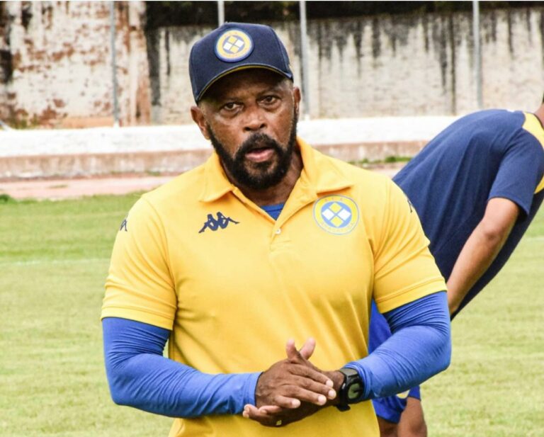 Após demitir técnico, AEA anuncia preparador físico como interino