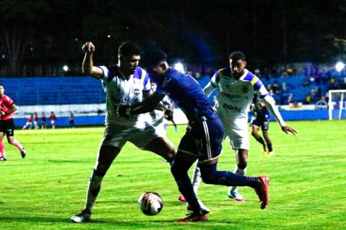 São José vence Taubaté no Joaquinzão e entra no G8 da Série A2 do Paulista