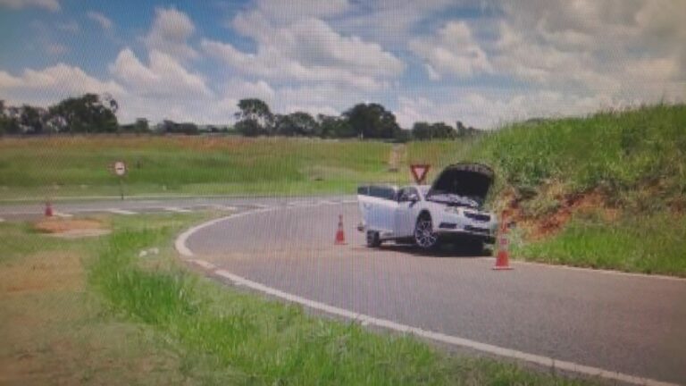 Jovem de 24 anos morre em capotamento na Raposo Tavares