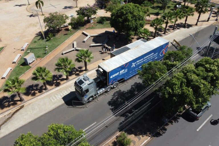 Carreta do Museu Catavento chega a São José com experiências científicas gratuitas