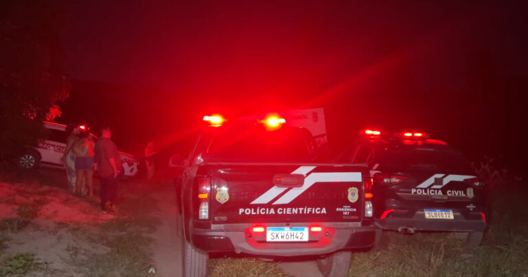 Corpo de homem é encontrado em área de difícil acesso em Alhandra