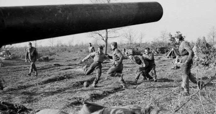 Heródoto Barbeiro: “Futebol no meio de uma guerra”