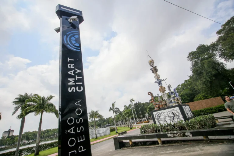 Justiça solta homem preso por vandalismo contra câmeras do Smart City em João Pessoa