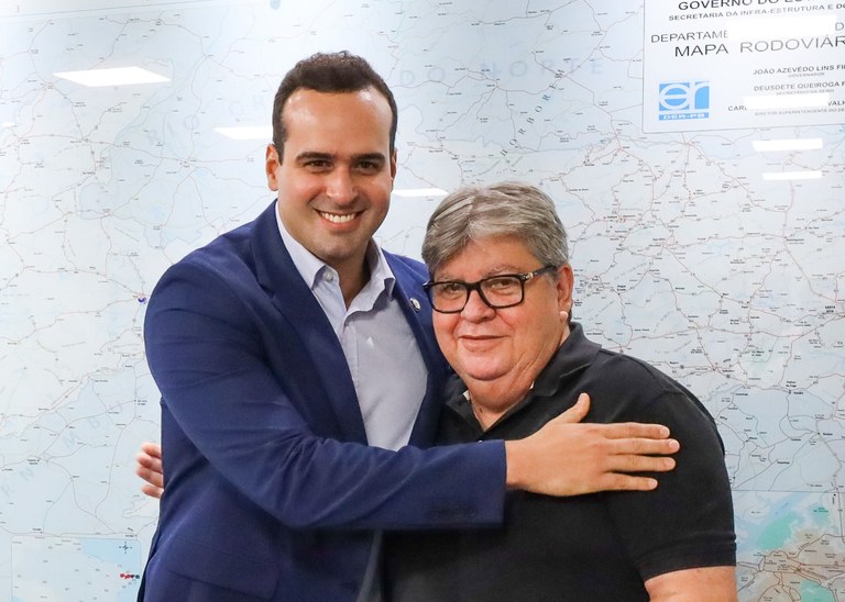 O governador destacou que Lucas Ribeiro dará continuidade às ações do governo e fará entregas de obras