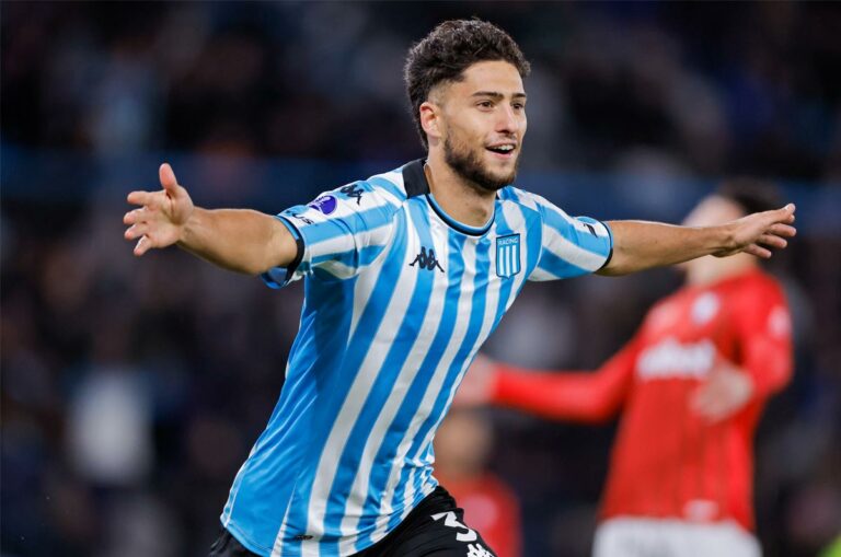 Zagueiro do Racing é oferecido ao Santos