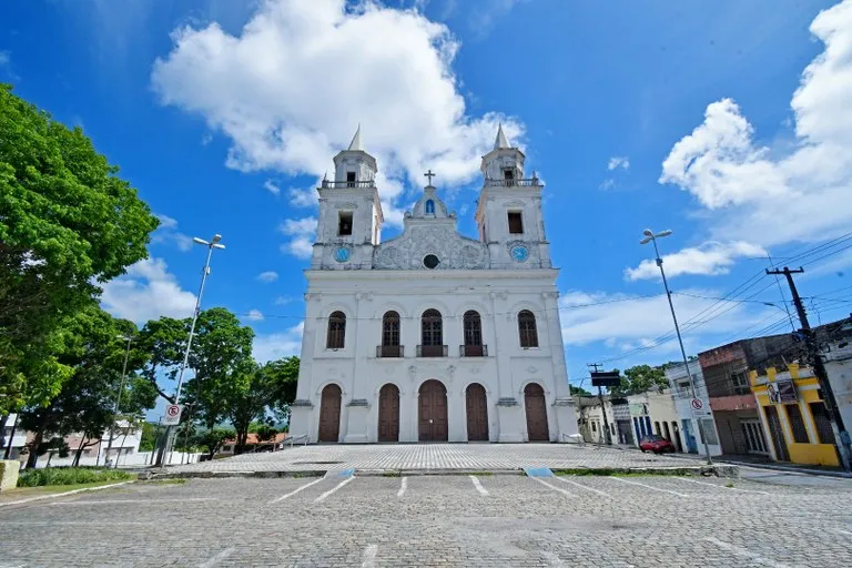 Domingo de Ramos: Catedral das Neves concentra missas neste dia 29 em João Pessoa