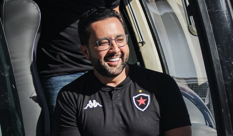 SAF do Botafogo-PB garante ônibus para levar sócios à final do Paraibano em Sousa