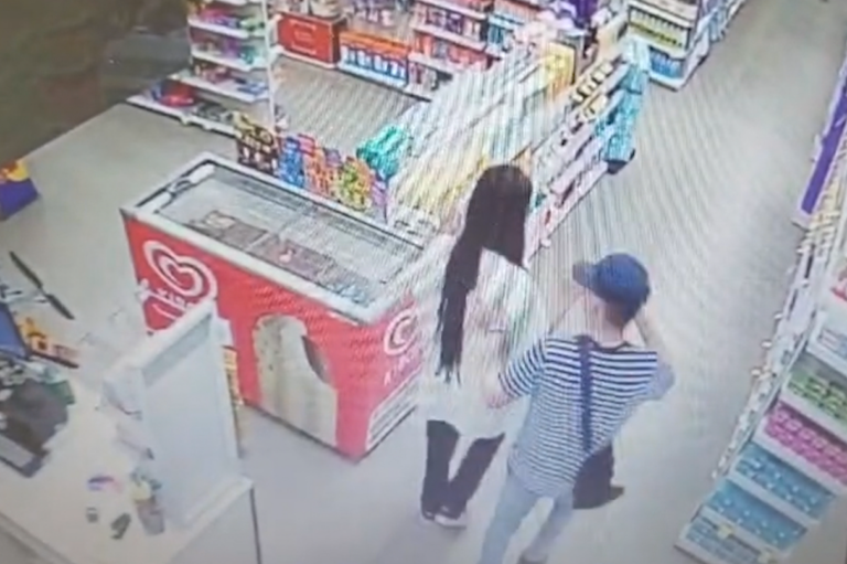 Gangue das farmácias age na madrugada e assalta duas lojas