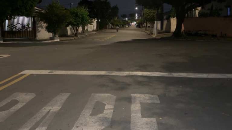 Mulher é espancada ao reagir a assalto e tem carro e bens roubados