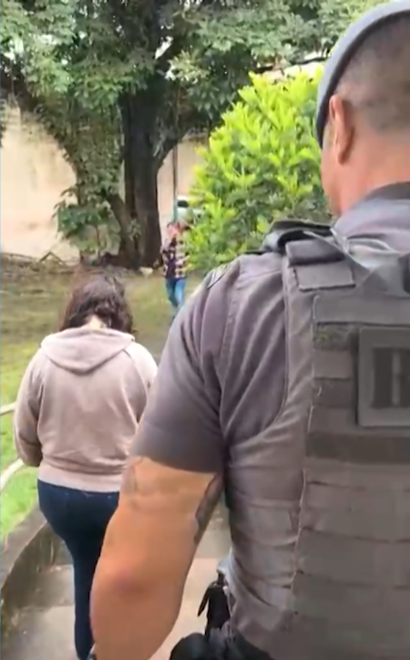 Madrasta é presa por torturar enteados durante anos