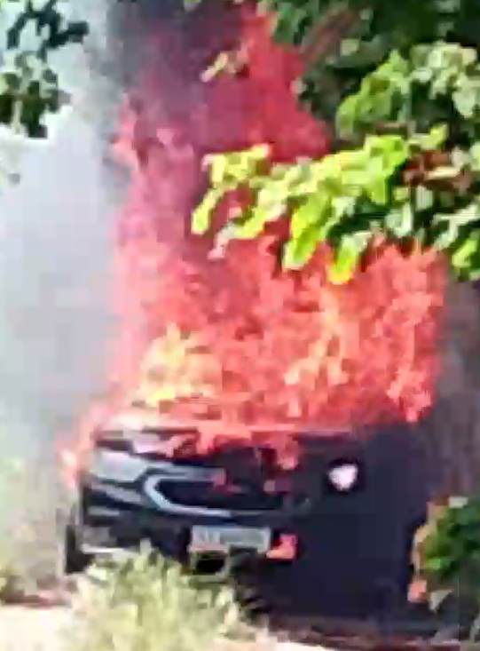 Homem sofre queimaduras graves após incêndio em veículo na zona leste de São José dos Campos