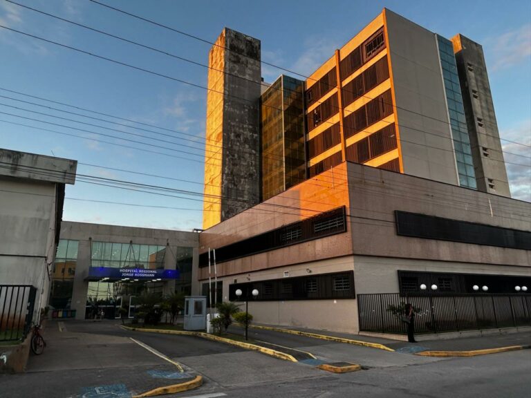 Hospital Regional de Itanhaém abre processo seletivo com salários de até R$ 6 mil