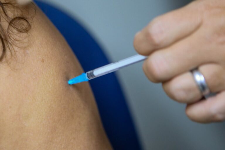 João Pessoa ganha novo ponto móvel de vacinação no bairro Valentina