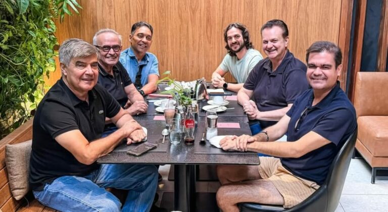 Lideranças políticas se reúnem com Gilberto Kassab em João Pessoa