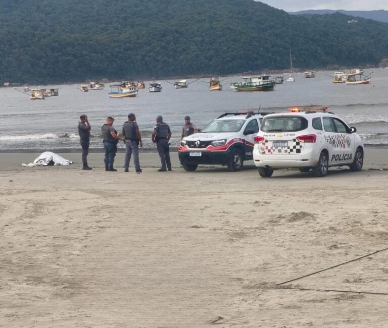 Corpo de homem é encontrado boiando na Praia do Perequê, em Guarujá