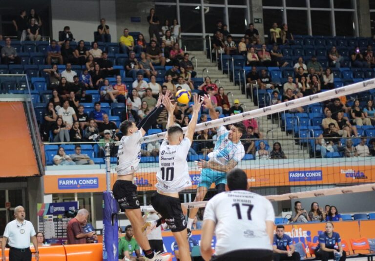 São José perde para o Guarulhos e se complica na luta contra o rebaixamento na Superliga