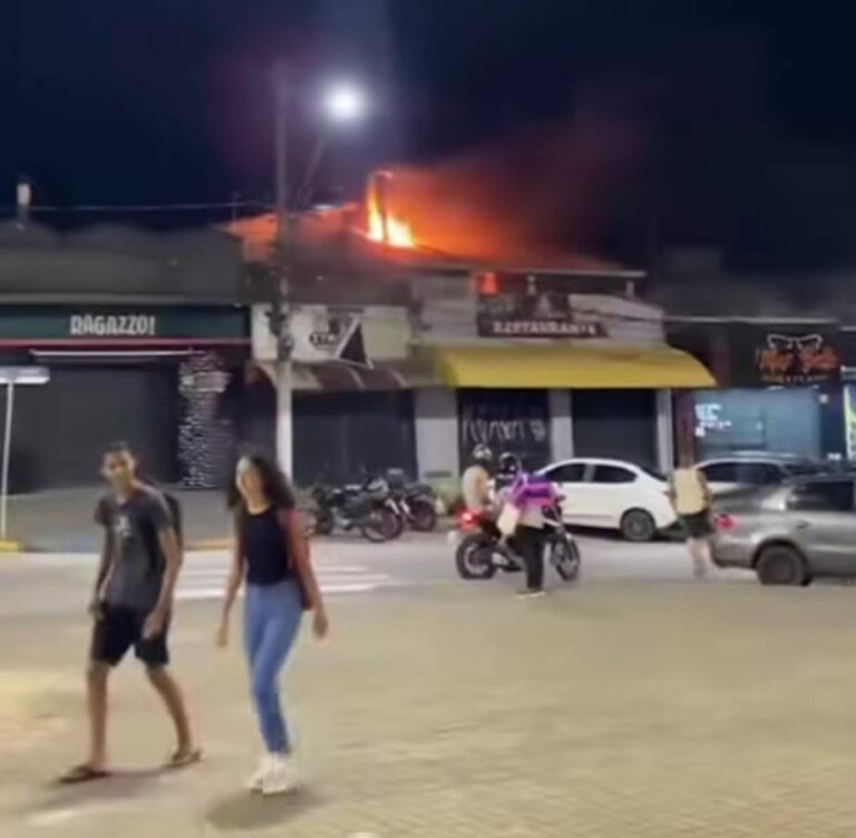 Incêndio atinge coifa de restaurante em Bertioga