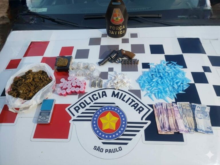 Homem é preso com revólver e grande quantidade de drogas em Cruzeiro