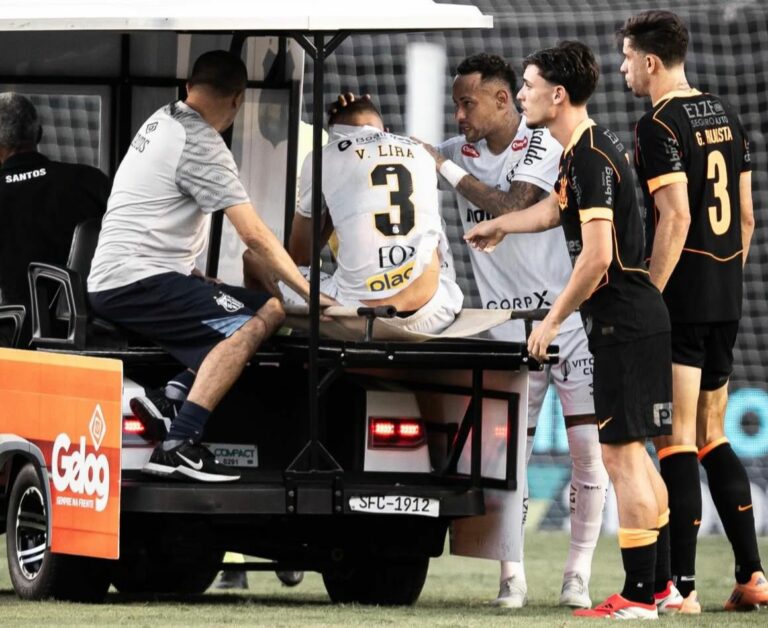 Lateral sofre ruptura total do ligamento do joelho