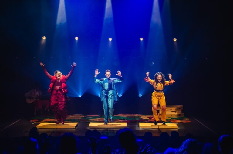 “Eu Só Dançarei com Você”: espetáculo será apresentado na Casa das Artes nesta quarta-feira (18)