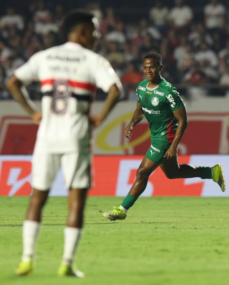 Palmeiras vence São Paulo no MorumBis e amplia tabu