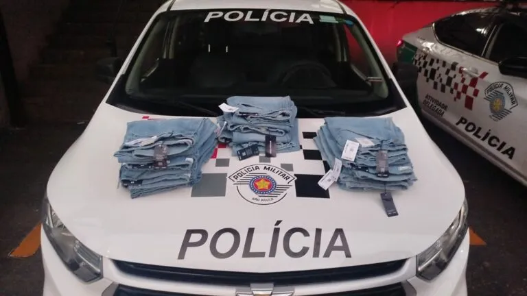 Homem é preso após furtar mais de R$ 1,5 mil em calças jeans no Centro de São José