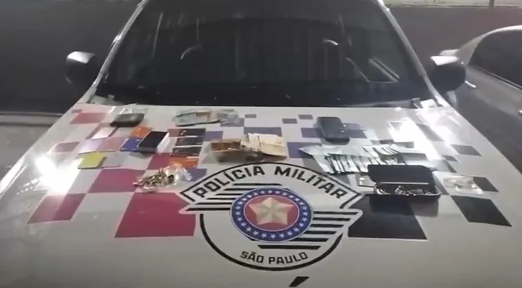 Cuidador é preso após furtar joias e moedas estrangeiras de idoso em São José