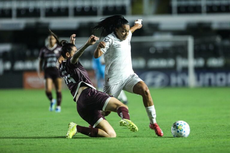 Sereias da Vila empatam com Ferroviária pelo Brasileirão Feminino
