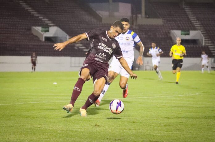 São José perde de virada para a Ferroviária e se complica no quadrangular da Série A2 São José perde de virada para a Ferroviária e se complica no quadrangular da Série A2