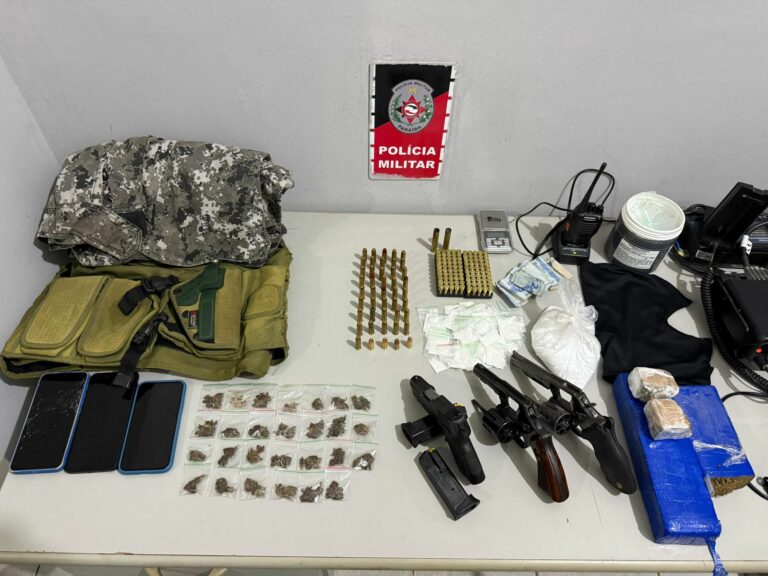 Polícia Militar prende três suspeitos de tráfico de drogas em Santa Rita