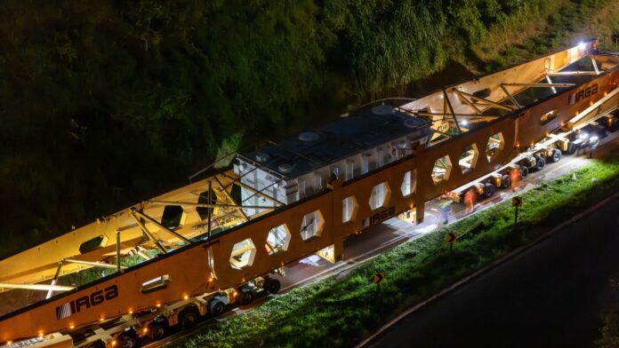 Megaoperação para transporte de carga de 845 toneladas altera tráfego na Tamoios; veja locais