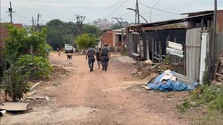 Mulher é encontrada morta dentro de casa em Piracicaba