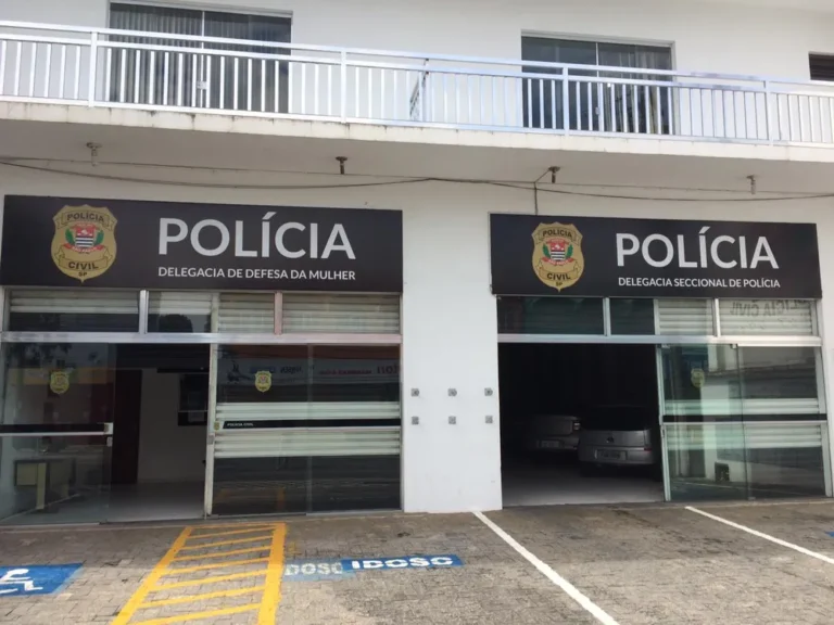 Homem é preso após invadir casa de ex-companheira e agredí-la em Registro