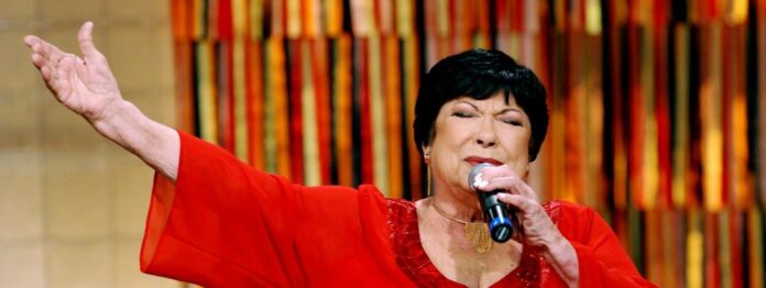 Entenda a importância de Inezita Barroso para a MPB