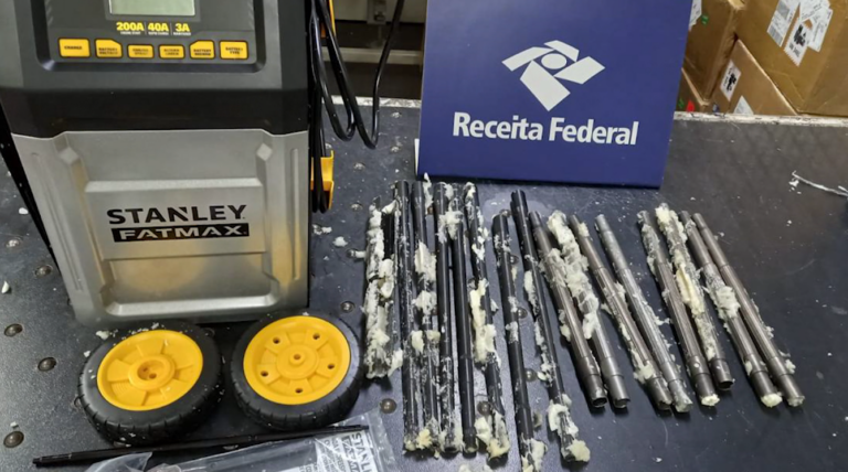 Receita Federal apreende partes de fuzis em fiscalização no aeroporto de Viracopos