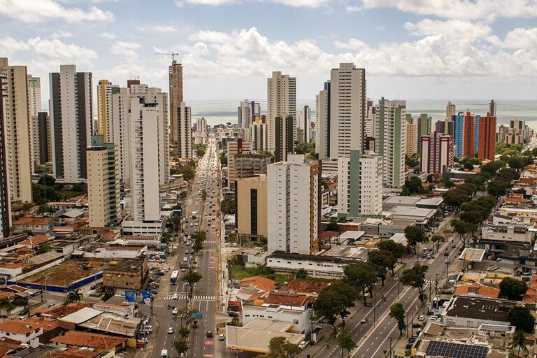Tiradentes: veja o que abre e o que fecha em João Pessoa nesta terça-feira (21)