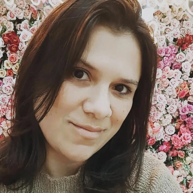 Professora de 44 anos morre após carro capotar em Birigui