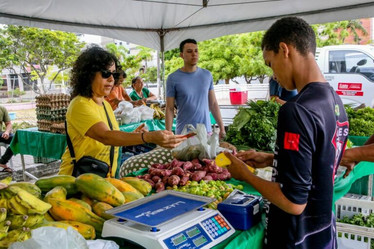 Feira da Agricultura Familiar ocorre na Sexta-feira Santa em Manaíra