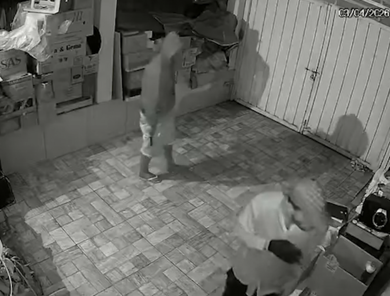 Ladrões fazem a limpa em residência durante a madrugada em Campinas