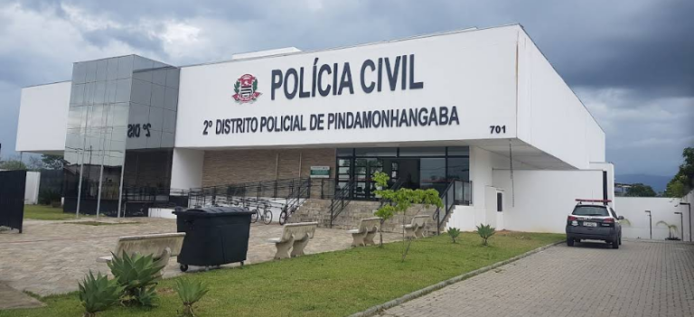 Troca de tiros em pizzaria termina com um morto e um ferido em Pindamonhangaba