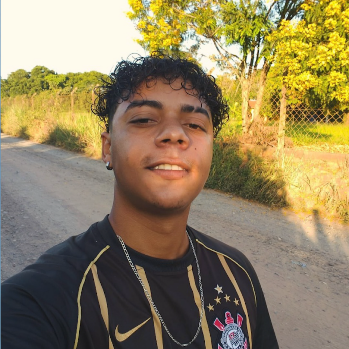 Motociclista de 25 anos morre ao bater em carretinha puxada por trator em Limeira