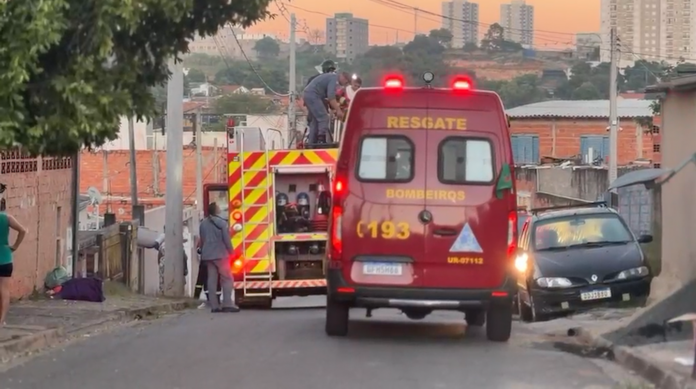 Incêndio em casa no Satélite Íris; fogo teria sido colocado por uma das filhas