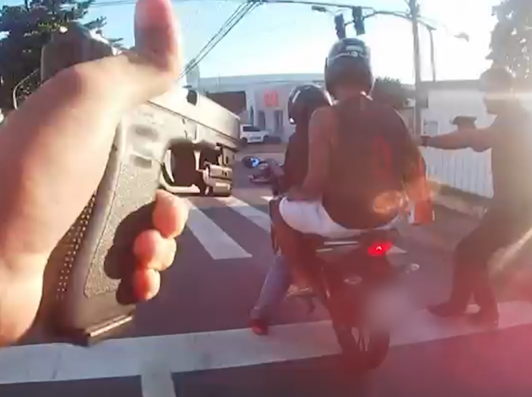 Chefe do tráfico é preso na garupa de mototaxista com mais de 300 porções de crack