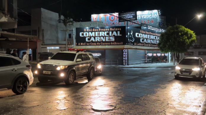 Depósito com carne vencida e podre é fechado em operação de Campinas