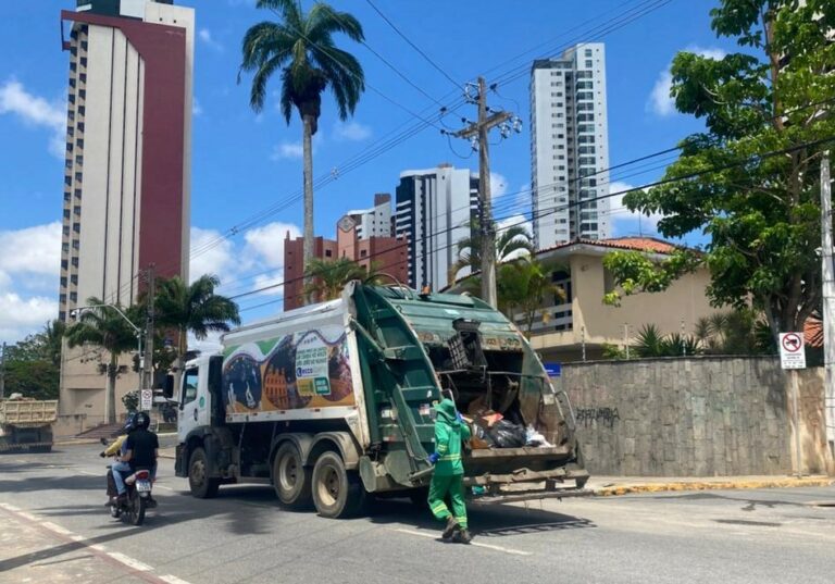 Coleta de lixo e feiras funcionam normalmente em Campina Grande no Dia do Trabalhador