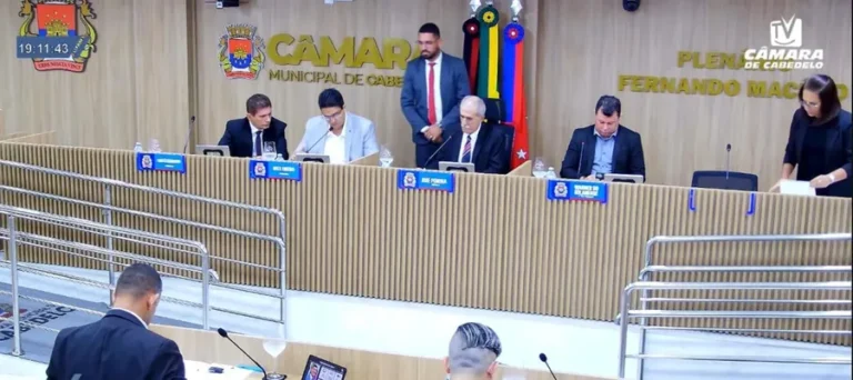 José Pereira toma posse como prefeito interino de Cabedelo na manhã desta quarta-feira (15)