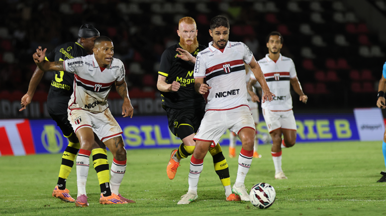 Botafogo perde do São Bernardo e agora ocupa o 3º lugar
